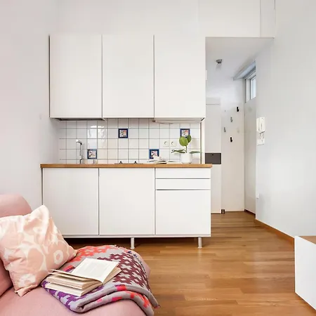Modern In The Heart Of Old Apartamento *
